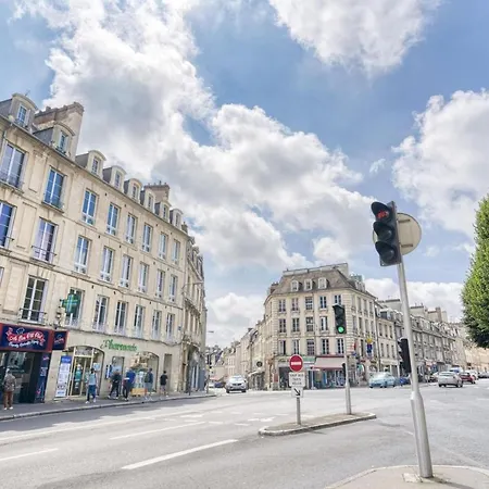 Superbe Appartement, Proche De L'hyper Centre דירה קאין